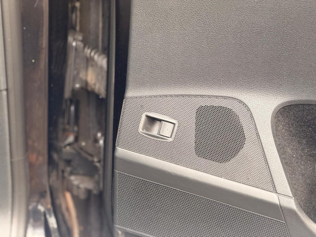 WhatsApp Image 2026-01-01 at 10.52.56 PM (1)